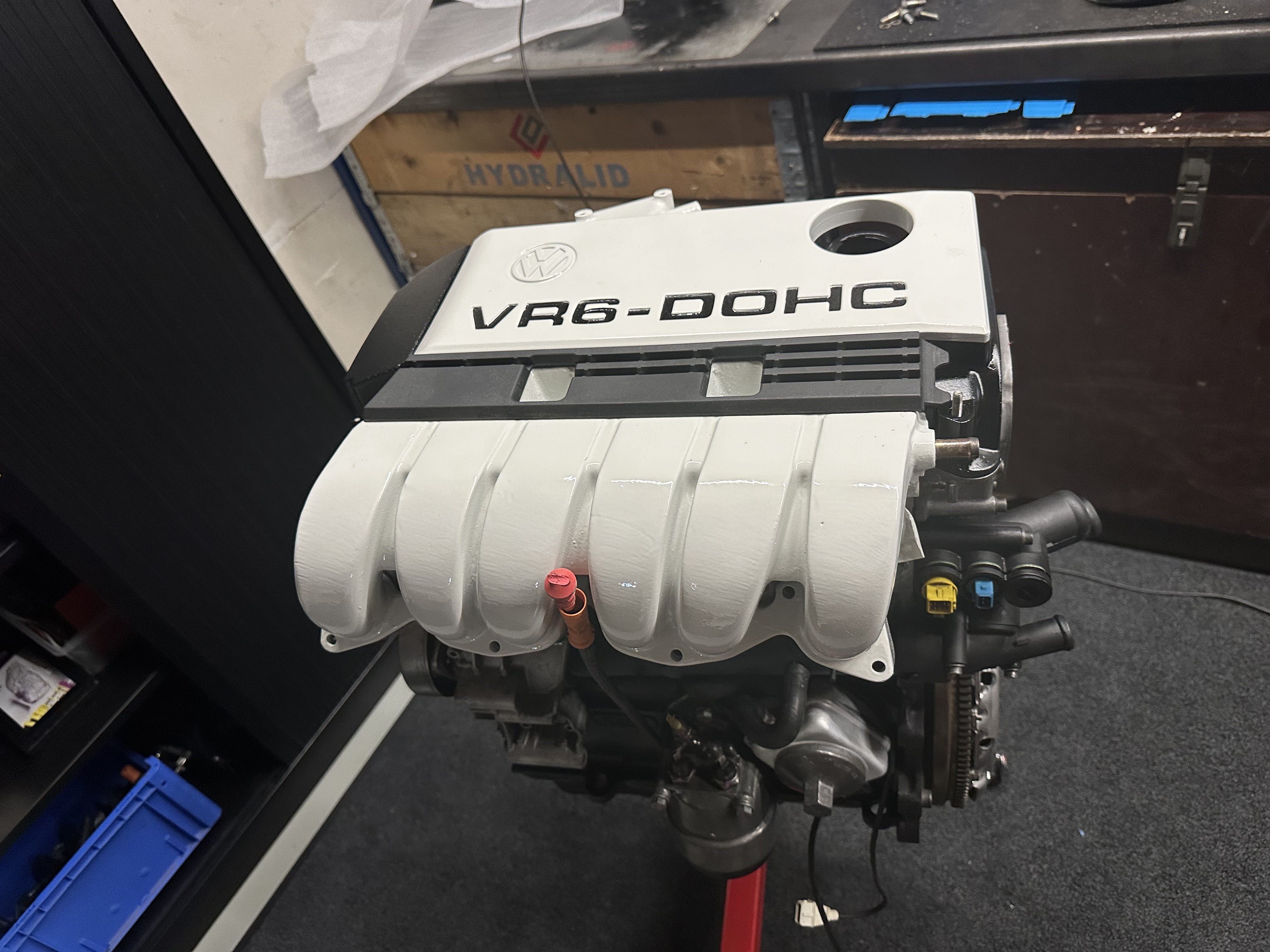 VR6 DOHC engine dressed white
